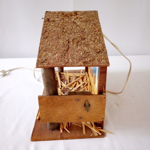 Vintage 1971 Paper Mache Hand Painted with Music Box 15 pc. Nativity Set - Picture 10 of 16